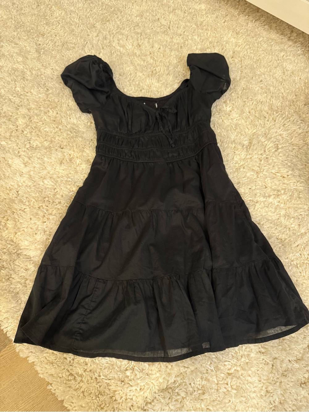 Hollister Black Tiered Puff-Sleeve Midi Skirt Dress